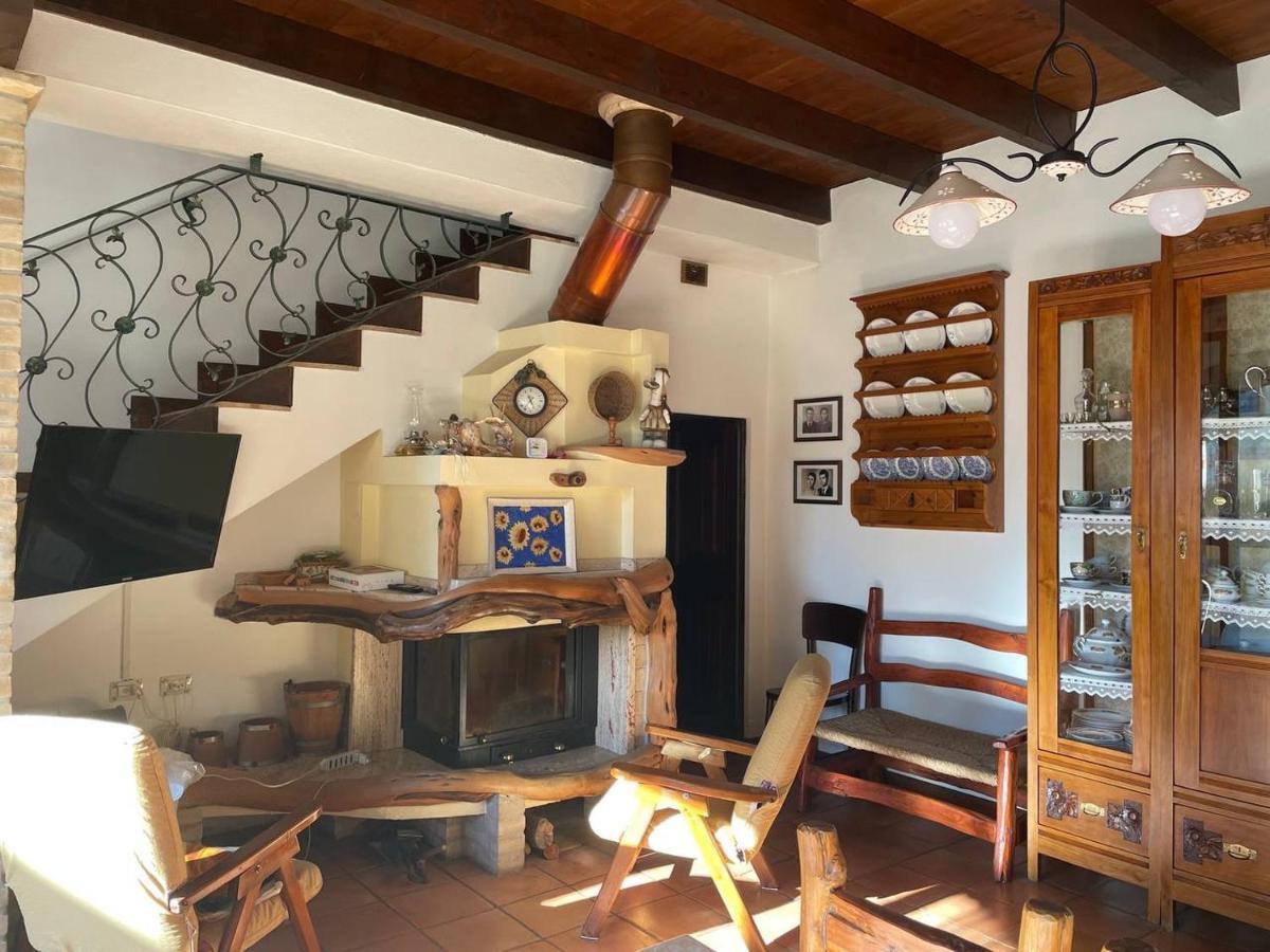 Aventina Holiday Home Burcei Esterno foto